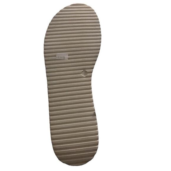 Tamaris Sandal Siris T-Strap Leather Sandal Shoe SZ euro 37 / 6.5 US - Picture 6 of 6